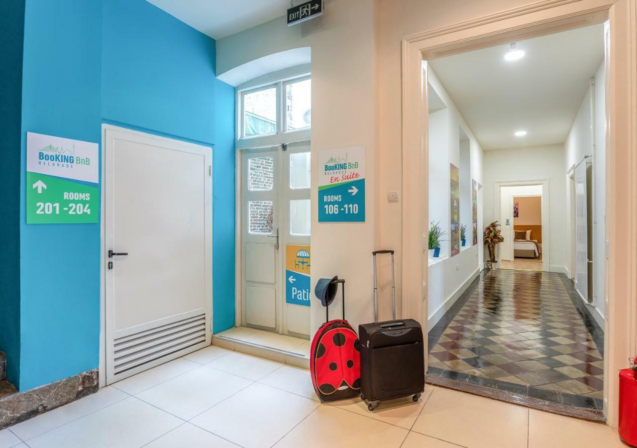 Booking En Suite Belgrado Exterior foto